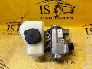 POMPA WSPOMAGANIA KIEROWNICY INFINITI Q70