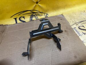UCHWYT WSPORNIK MOCOWANIE BLACHA DACIA SANDERO III 2023R