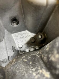 ŁAPA PODPORA UCHWYT SILNIKA LEWA LEWY RANGE ROVER VELAR L560 2.0D