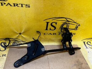 MOCOWANIE WSPORNIK BŁOTNIKA PRZÓD LEWY PORSCHE PANAMERA 970 I LIFT