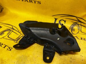 OSŁONA CZUJNIKA ABS NADKOLE PRAWY TYŁ DACIA SANDERO III 2023R