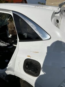 ĆWIARTKA BŁOTNIK LEWY TYŁ SŁUPEK PRÓG FORD ESCAPE MK4 USA