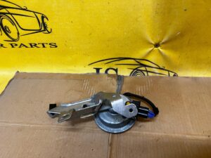 KLAKSON SYRENA UCHWYT MOCOWANIE PORSCHE CAYENNE II 7P5 LIFT 92A