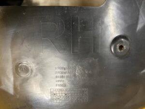 NADKOLE PRZÓD PRAWY PRAWE FORD MUSTANG VI