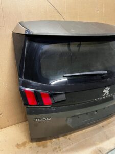 KLAPA TYLNA TYŁ KOMPLETNY PEUGEOT 3008 II P84 EKL