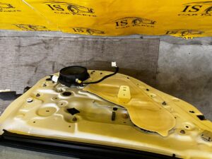 DRZWI LEWA STRONA LEWY TYŁ DACIA SANDERO III STEPWAY 2023R 369