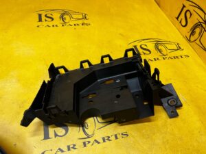 PODSTAWA ROZDZIELACZA PRĄDU SKRZYNKI BEZPIECZNIKÓW FORD FUSION LIFT USA