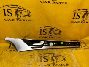 LISTWA KLAMKA DRZWI PRAWY PRZÓD AUDI A8 D4 LIFT