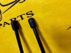 KOMPLET SIŁOWNIKI KLAPY BAGAŻNIKA FORD ESCAPE MK4