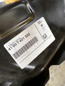 PODŁOGA BAGAŻNIKA PRAWA BMW 5 TOURING G31 NOWA OEM