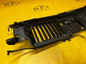 ŻALUZJA WLOT POWIETRZA KIEROWNICA MERCEDES C-KLASA W206