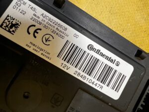 ZESTAW STARTOWY BCM ECU KOLUMNA ZEGARY KLUCZYK DACIA DOKKER 1.5 BLUE DCI EU