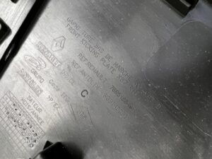 LISTWA OSŁONA POSZYCIE PROGU PRZÓD PRAWA PRAWE RENAULT CAPTUR I PRZEDLIFT