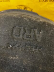 NADKOLE PRAWY PRZÓD RENAULT MEGANE IV HB