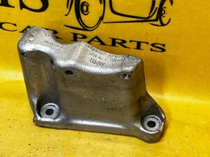 ŁAPA MOCOWANIE UCHWYT SILNIKA BMW F40 F48 B38