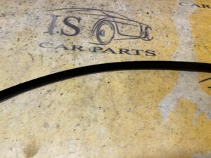 LISTWA SZYBY SZYBOWA OZDOBNA LEWA RANGE ROVER VELAR L560