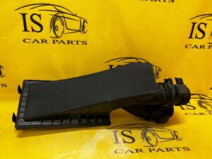 DOLNA OBUDOWA FILTRA POWIETRZA JAGUAR XJ X351