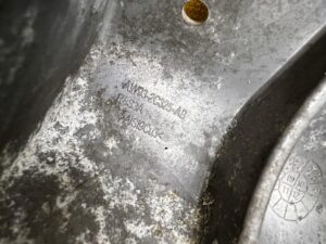 WSPORNIK MOCOWANIE POMPY ABS JAGUAR XJ X351