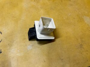 PRZEKAŹNIK ŚWIEC ŻAROWYCH DACIA DOKKER RENAULT EXPRESS II 1.5 BLUE DCI