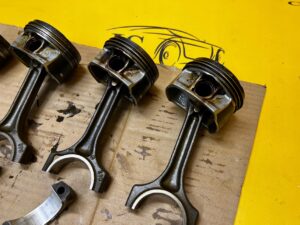 4 X TŁOK TŁOKI KORBOWÓD CITROEN PEUGEOT 1.6 THP 5G01 10FJCC