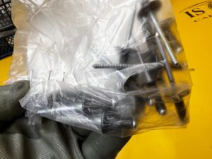 10 X NIT ZRYWALNY BMW X5 G05 X7 G07 NOWY OEM