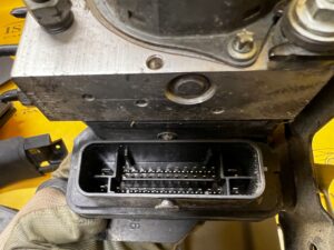 POMPA HAMULCOWA ABS PEUGEOT 308 II T9