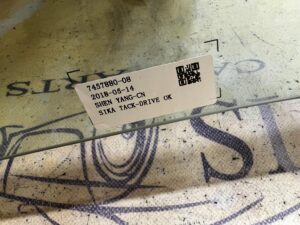 SZYBA BOCZNA DRZWI PRZÓD PRZEDNICH PRAWY PRAWYCH BMW i8 I15 ROADSTER NOWA