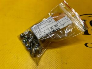 10 X WKRĘT SAMOGWINTUJĄCY BMW ST4,8X13 NOWY OEM