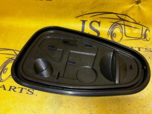 OSŁONA ZAŚLEPKA MASKOWNICA DRZWI TYŁ TYLNE LEWE LEWY SKODA SCALA