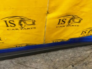 LISTWA NAKŁADKA PROGOWA PRÓG PRAWA PRAWY FORD FORD MUSTANG VI N6