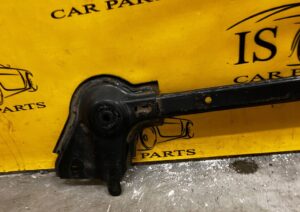 WSPORNIK SANEK ZAWIESZENIA PRZÓD NISSAN E-NV200