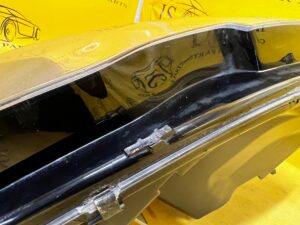 REFLEKTOR LAMPA PRZEDNIA PRZÓD LEWY LEWA PEUGEOT 308 II T9 EU