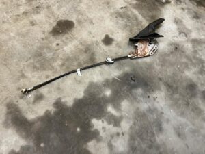 DŹWIGNIA LINKA HAMULCA RĘCZNEGO CHEVROLET CORVETTE C5 97-04