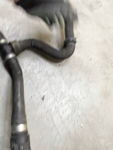 RURKA PRZEWÓD WĄŻ WODY UKŁADU CHŁODZENIA BMW M5 F90