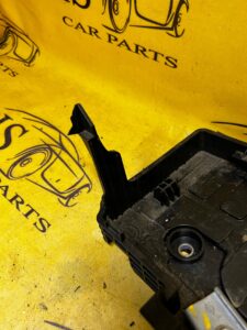 PODSTAWA MOCOWANIE AKUMULATORA DACIA SANDERO III 2021R