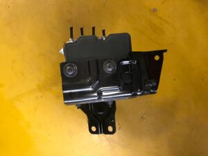 POMPA ABS 476604CB2A NISSAN X-TRAIL T32 2014-