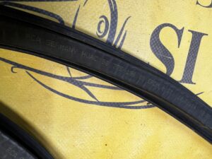 USZCZELKA DRZWI PRZÓD PRAWY PEUGEOT 308 II T9