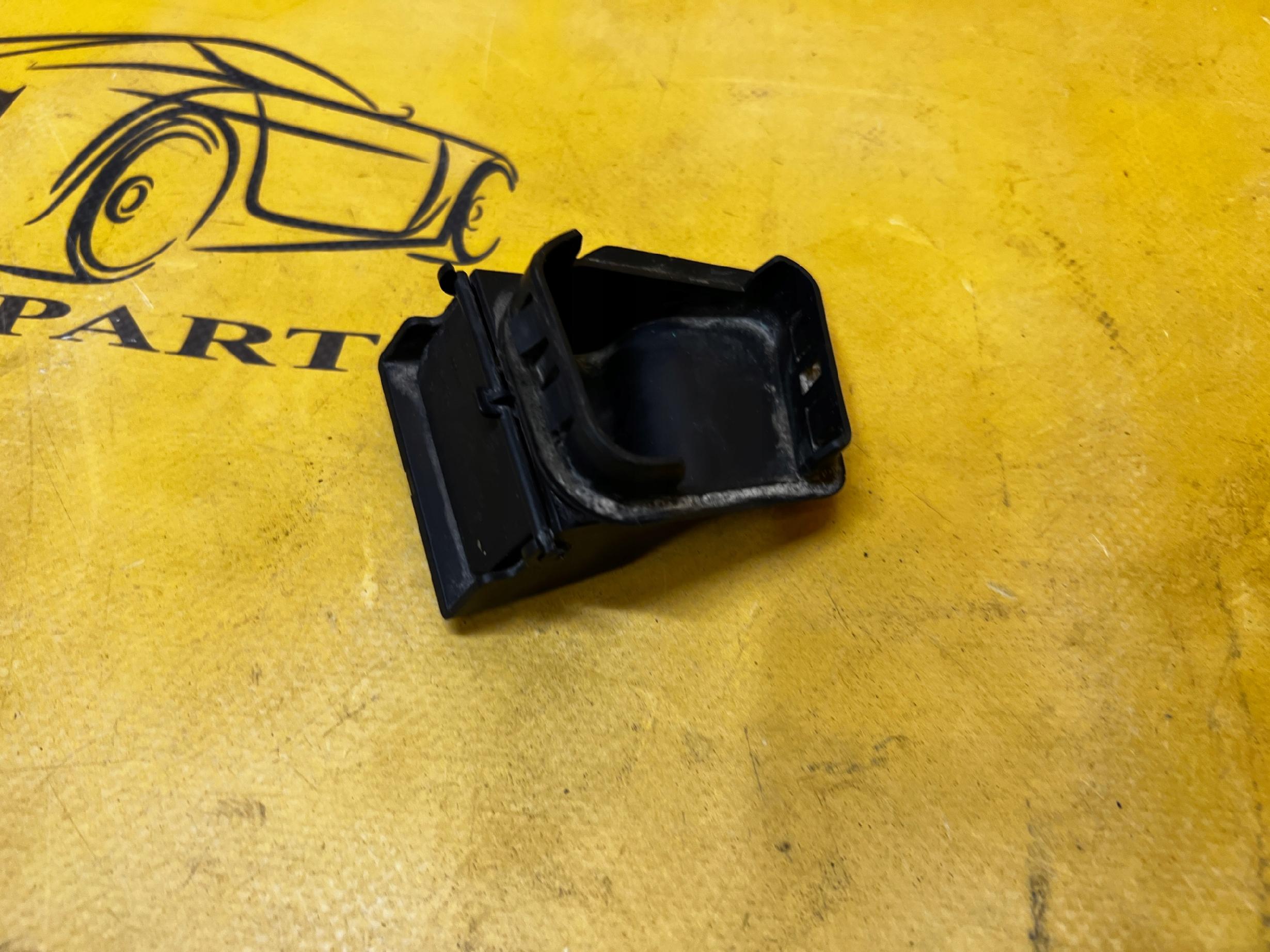 RURA SPUSTOWA WODY SZYBY PRZÓD FORD FUSION LIFT USA
