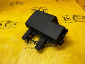 SKRZYNKA PUSZKA BEZPIECZNIKÓW FORD MUSTANG VI