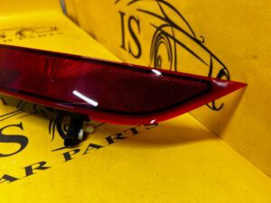 LAMPA PRZECIWMGIELNA ODBLASK TYŁ LEWY LAND ROVER DISCOVERY 5 V L462