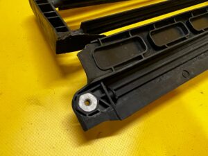 ŻALUZJA WLOT POWIETRZA KIEROWNICA MERCEDES S-KLASA W223