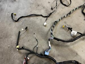 WIĄZKA INSTALACJA WNĘTRZA KABINY DACIA SANDERO III 1.0 TCE AUTOMAT