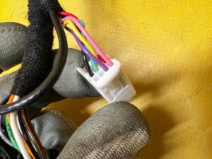 LUSTERKO PRAWE 18 PIN KAMERA ASYSTENT RENAULT ESPACE VI EU