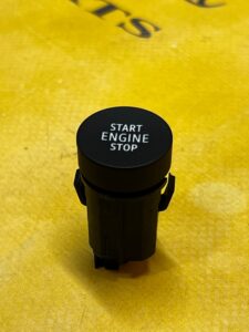 PRZEŁĄCZNIK PRZYCISK START STOP RENAULT ESPACE VI AUSTRAL