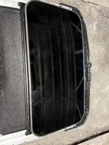 INFINITI Q70 Q70S SZYBA DACHU SZYBERDACH