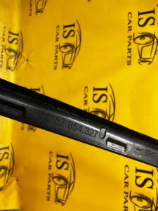 LISTWA SZYBY PRZÓD PRZEDNIEJ ZGARNIAJĄCA WODĘ LEWA SKODA SCALA