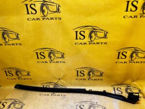 LISTWA SZYBY CZOŁOWEJ PRZEDNIEJ PRAWA RENAULT ZOE I Z.E.