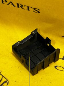 MOCOWANIE WSPORNIK RADARU CZUJNIKA MARTWEGO POLA PRAWE PRAWY FORD KUGA MK3