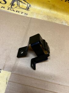 UCHWYT WSPORNIK MOCOWANIE PRAWY LR RANGE ROVER EVOQUE II L551