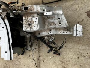 ĆWIARTKA PRZEDNIA PRZÓD LEWA PRAWA PODŁUŻNICA RANGE ROVER EVOQUE II L551